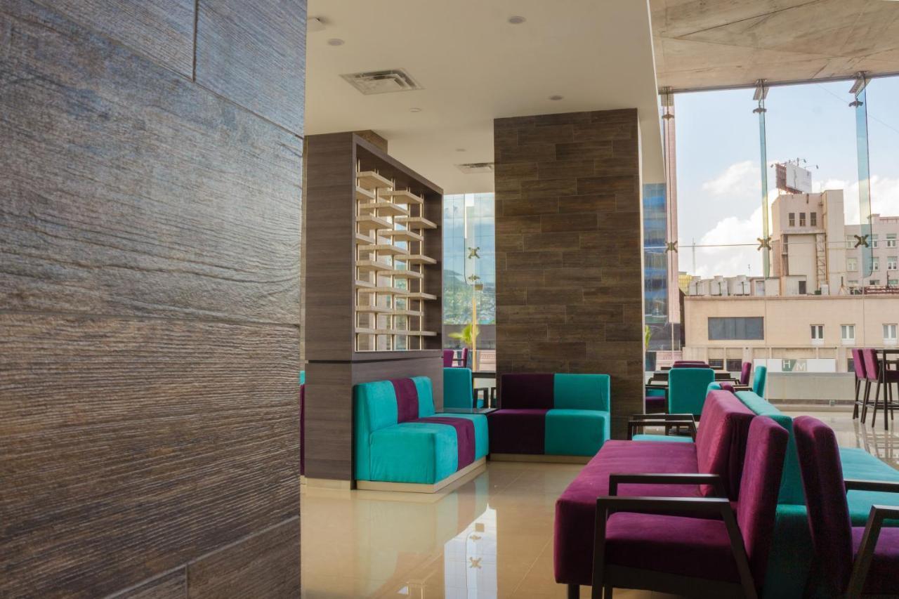 Hotel Kavia มอนแตร์เรย์ ภายนอก รูปภาพ