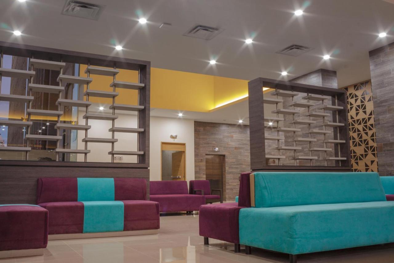 Hotel Kavia มอนแตร์เรย์ ภายนอก รูปภาพ