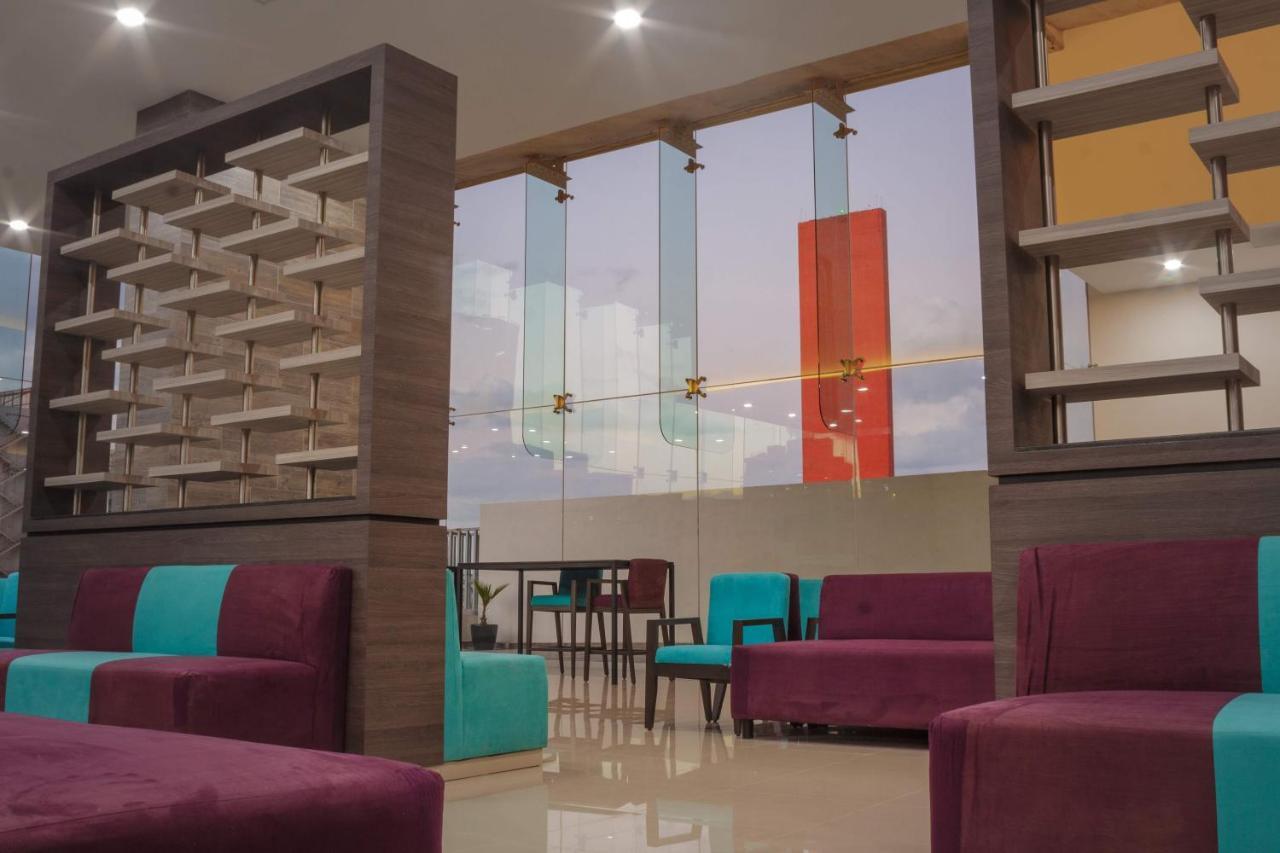 Hotel Kavia มอนแตร์เรย์ ภายนอก รูปภาพ