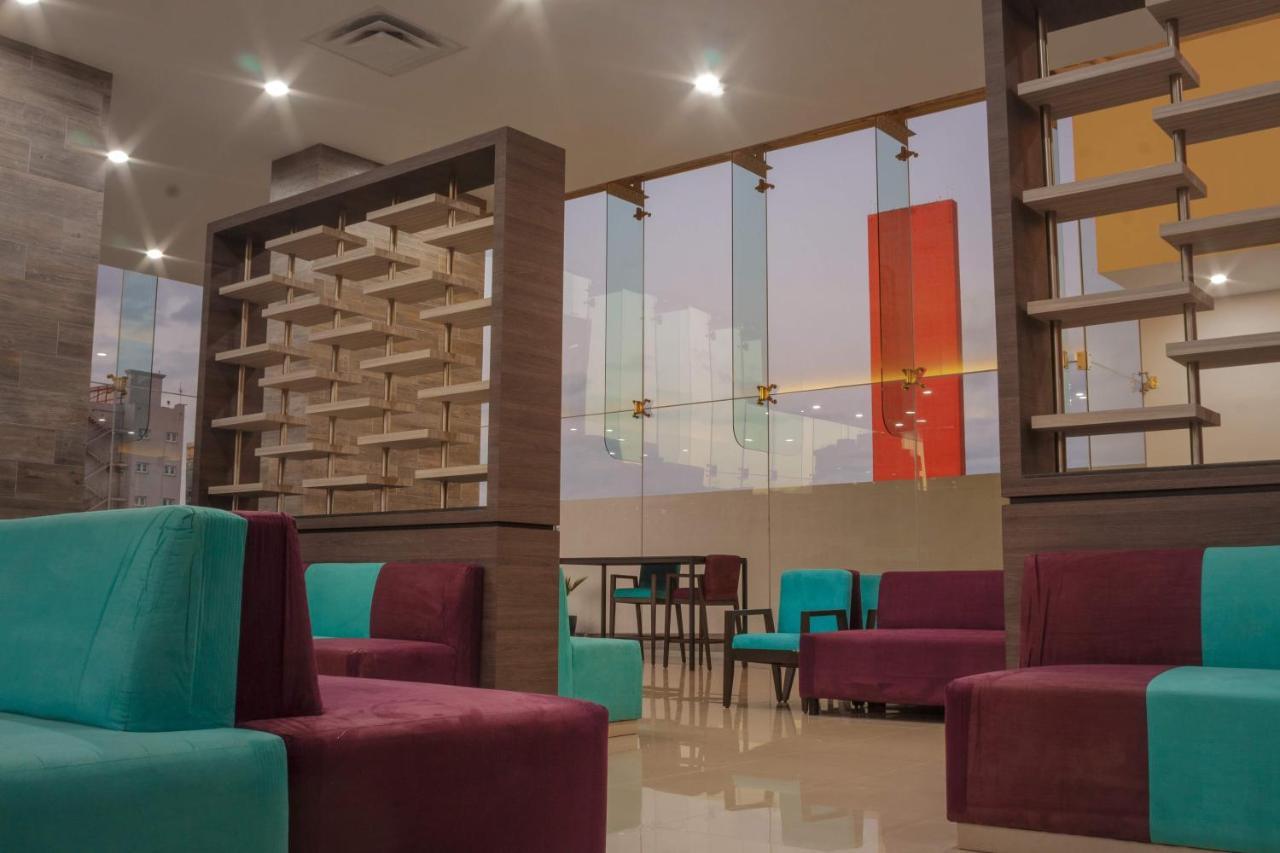 Hotel Kavia มอนแตร์เรย์ ภายนอก รูปภาพ
