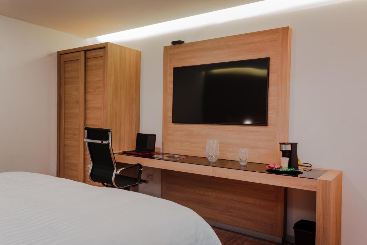 Hotel Kavia มอนแตร์เรย์ ภายนอก รูปภาพ